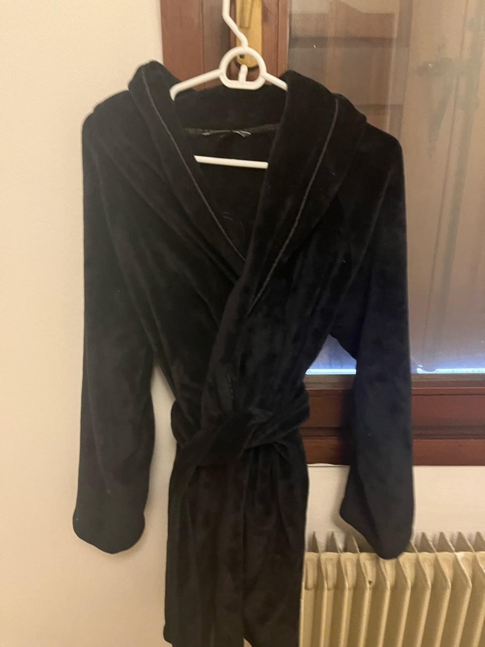 Victoria's Secret Black Plush Hooded Robe